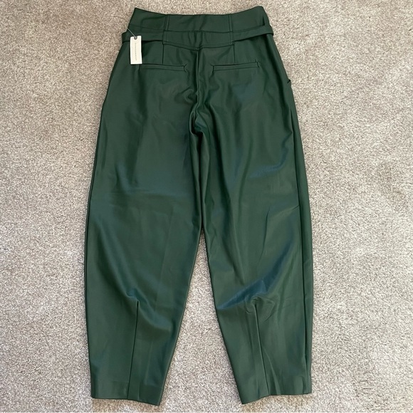 NWT Anthropologie Maeve Faux Leather Pleated Taper Pant Size 4 Dark Green - Picture 4 of 14